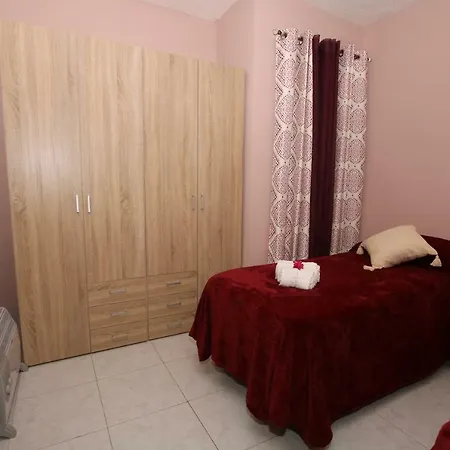 Pr 10 - Central & Cosy Aptmt With Spacious Balcony * San Pawl il-Baħar